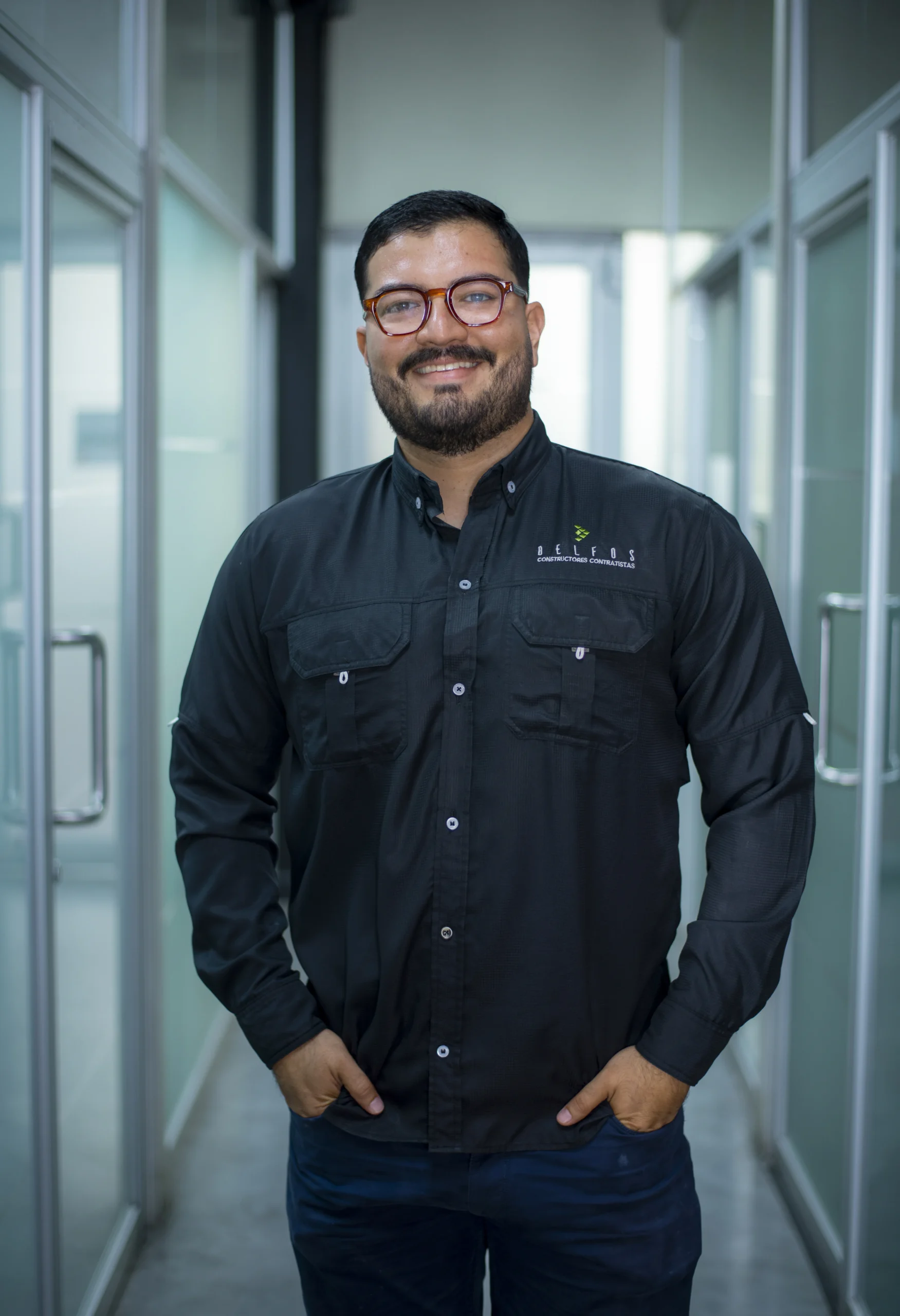 Mario Tobar, Residente Junior de Proyecto en Delfos Constructores Contratistas en El Salvador