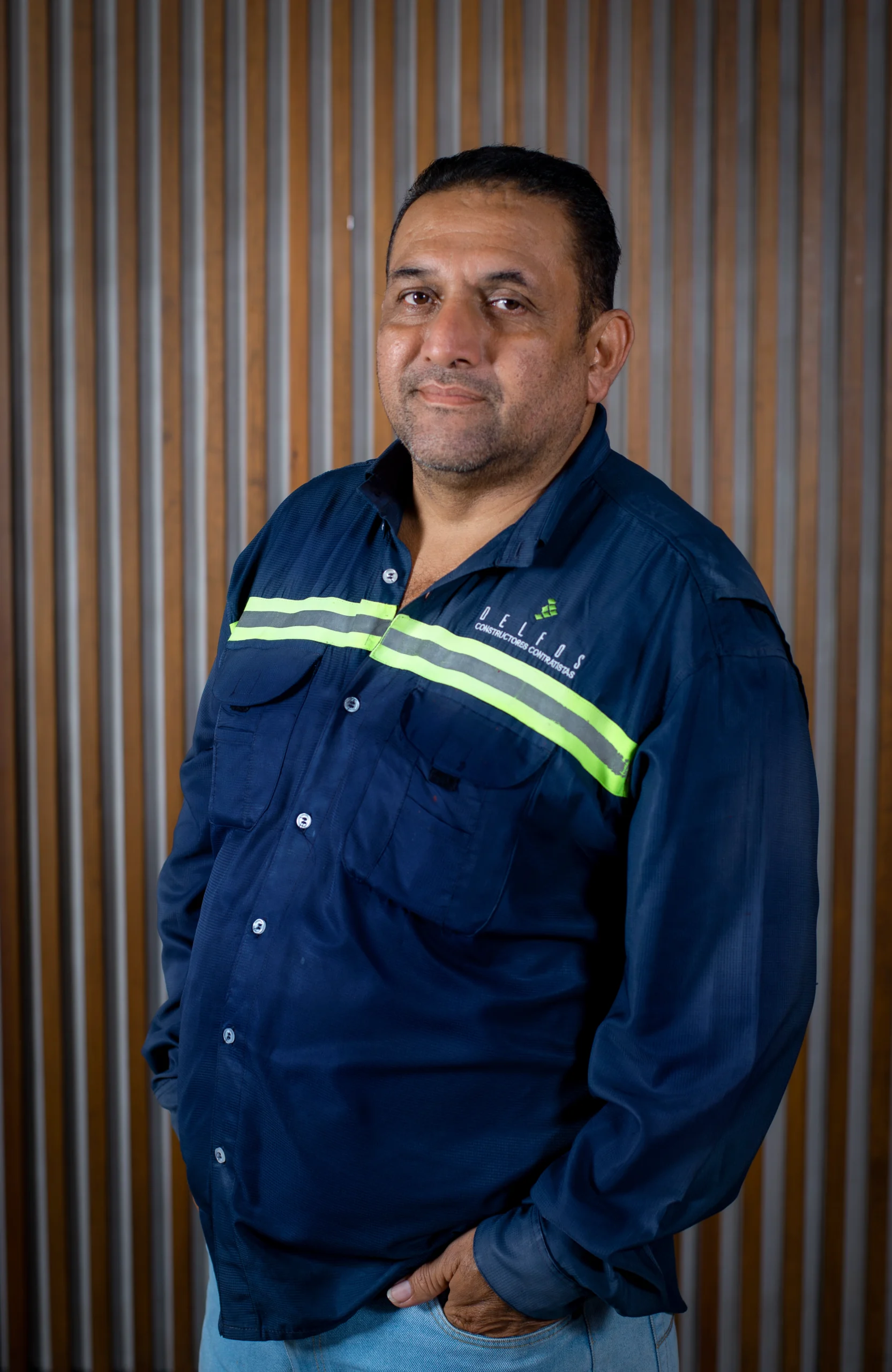 Walter Aguirre, Apoyo Logístico de Oficina en Delfos Constructores Contratistas en El Salvador